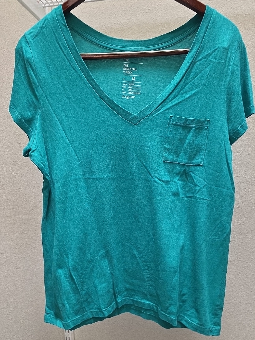 Women’s Green V-Neck Pocket Tee - V-Neck